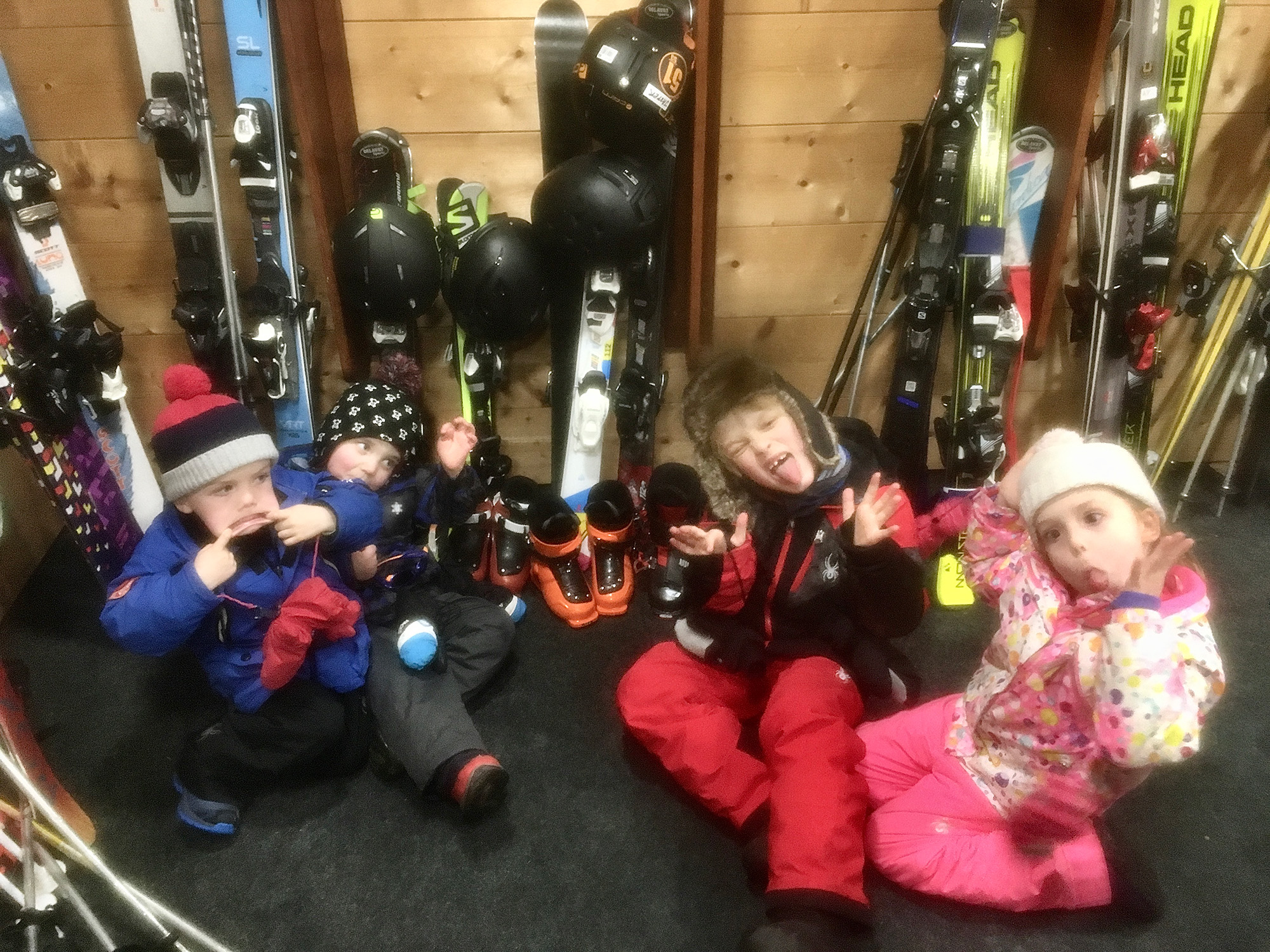 ALPINE RESORT NANNIES SKI HIRE SILLY FACES LES GETS