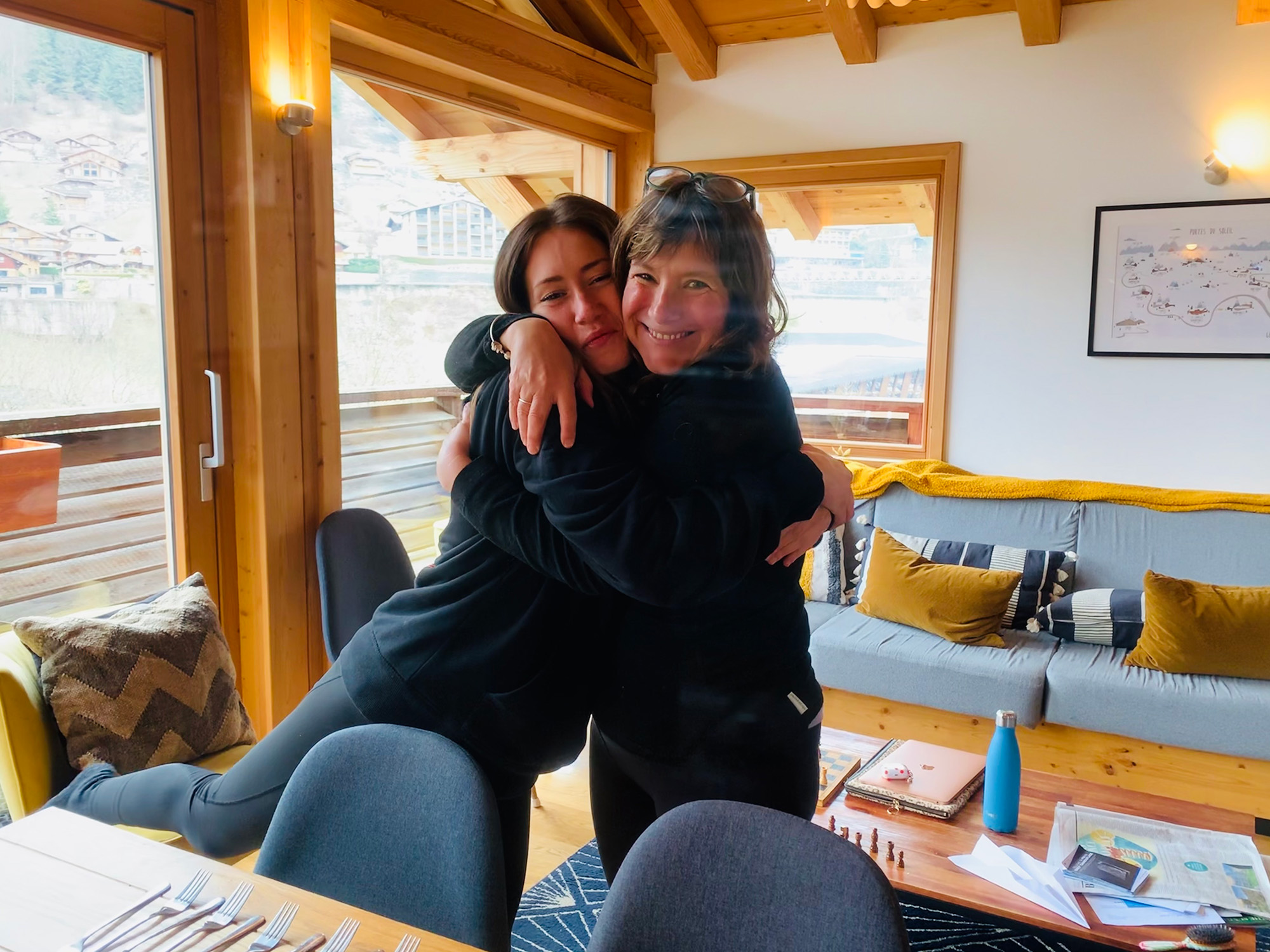 Alpine Resort Nannies Make Friends
