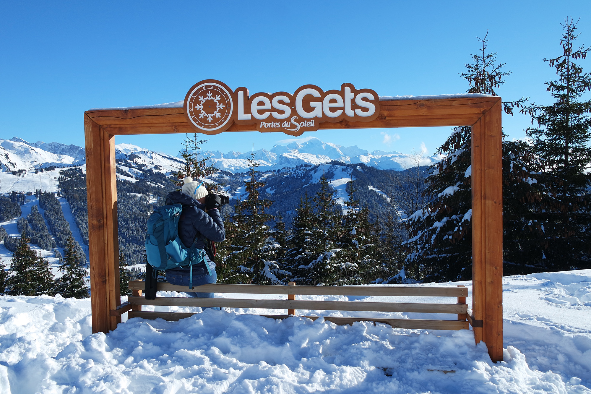 Alpine Resort Nannies Mont Blanc View Frame