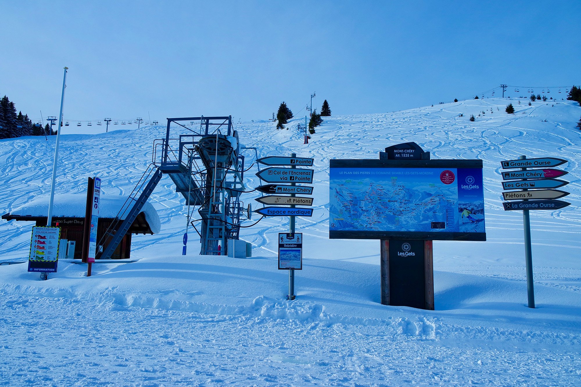 Alpine Resort Nannies Mont Chery Les Gets